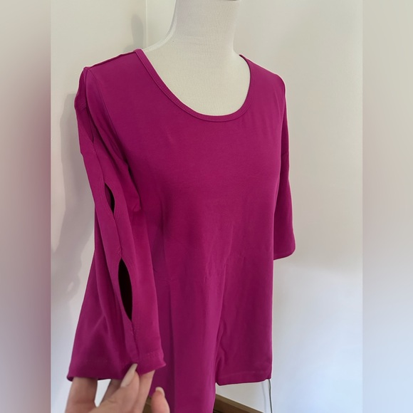 Denim&Co Magenta Fuchsia Berry Tunic with Cut-Out 3/4 Sleeves Sz S QVC NWOT - Picture 1 of 7